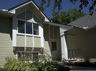 8600 Pinehurst Alcove, Woodbury, MN 55125