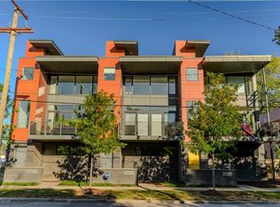 2079 Columbus Rd, Cleveland, OH 44113