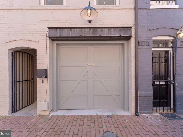 1313 Linden Ct NE, Washington, DC 20002