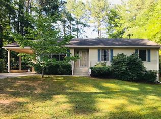 147 Hemlock Dr, Bracey, VA 23919