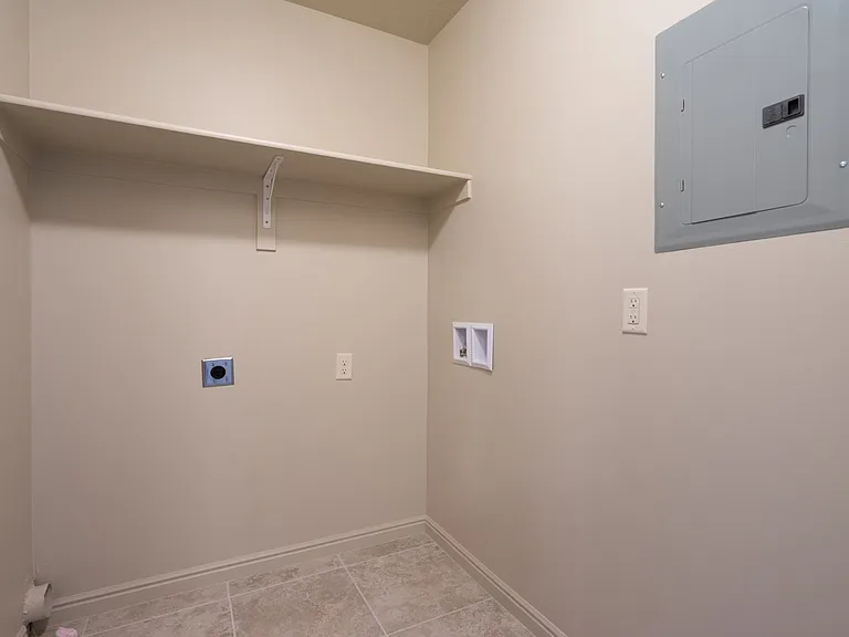 370 W Buena Vista Blvd #111 — Photo 28