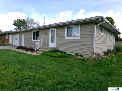 1907 Jackson St, Beatrice, NE, 68310