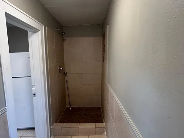 407 Henry St Unit 3, Hot Springs, AR 71901