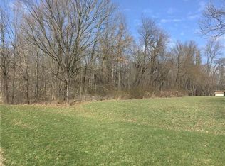 10711 Wolf Ave NE, Hartville, OH 44632