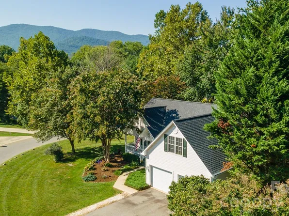 38 Eden Glen Rd, Black Mountain, NC 28711