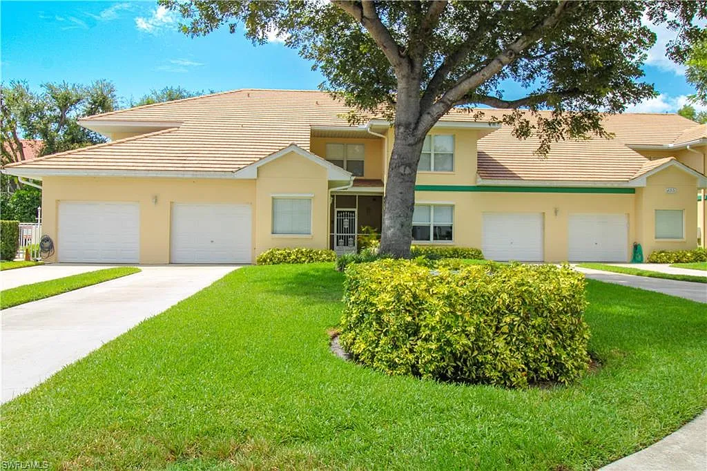 3 bed, 2.0 bath, 1700 sqft, $5,995 — Photo 1