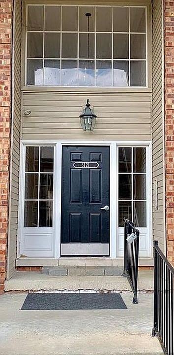 1st image of 6121 Orchard Lake
