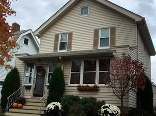 2209 Richland Ave, Lakewood, OH