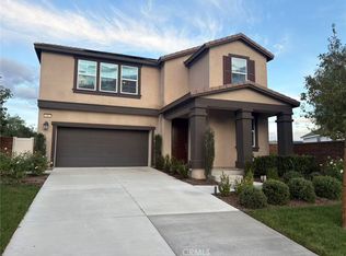 2407 Walker St, Rialto, CA 92377