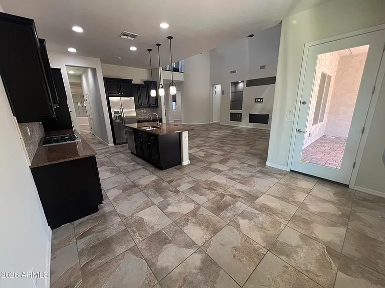 1630 W Blaylock Dr — Photo 14