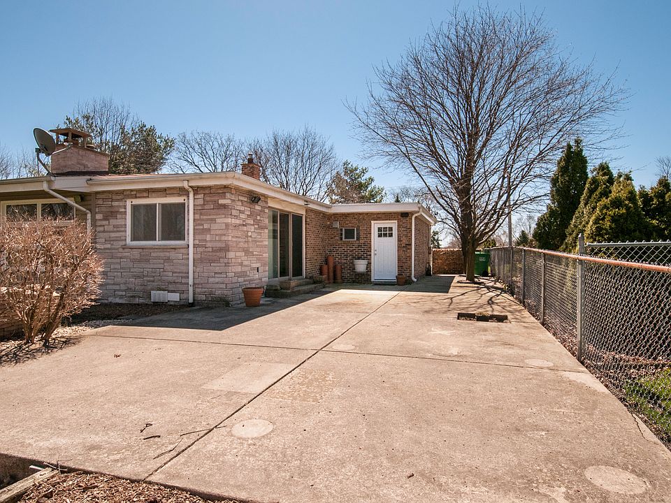1st image of 6430 167th St