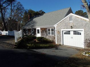 34 Hardings Beach Rd, Chatham, MA 02633
