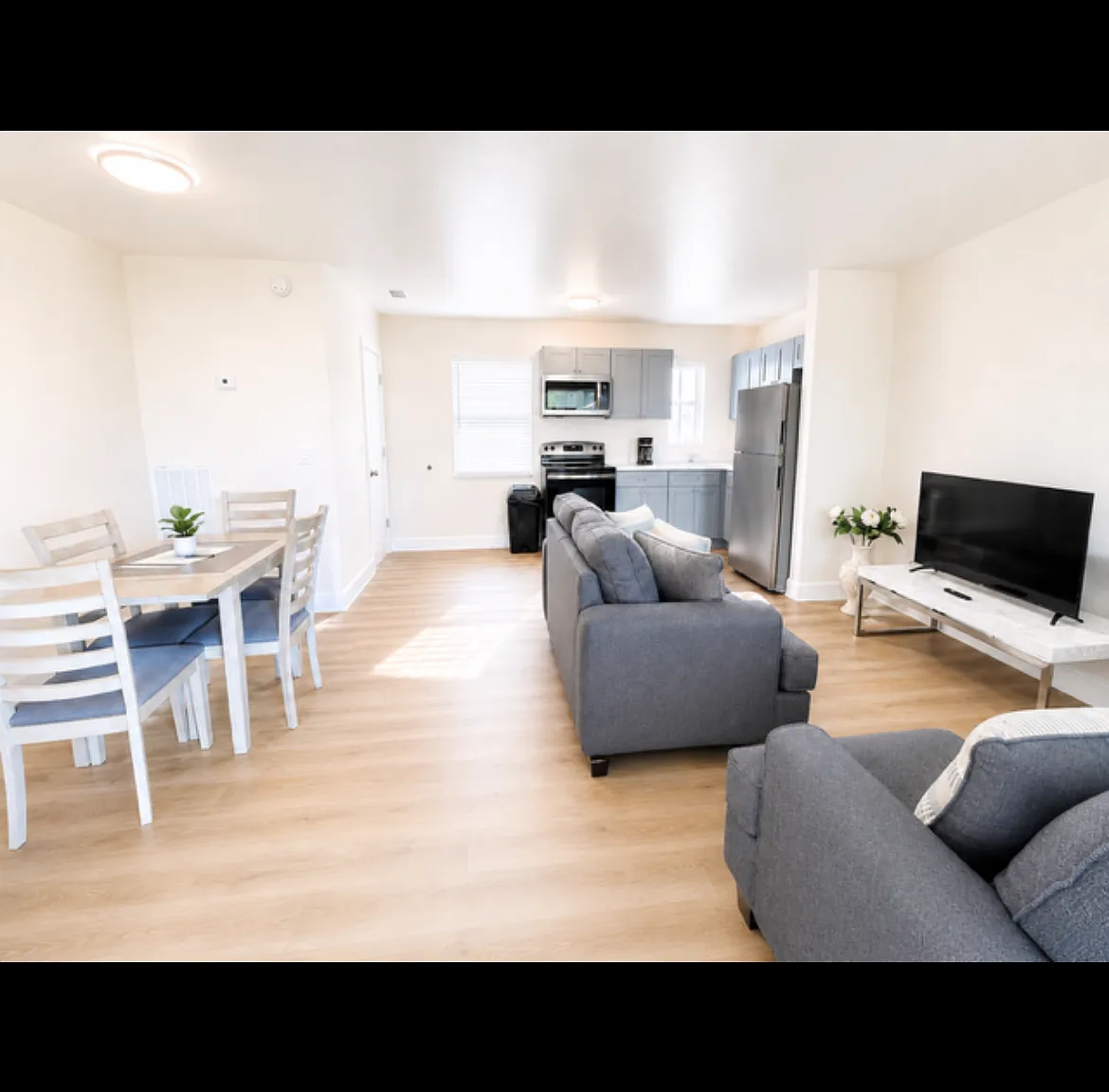 1 bed, 650 sqft, $2,000 — Photo 1
