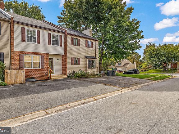 2nd image of 3 Cartier Ct