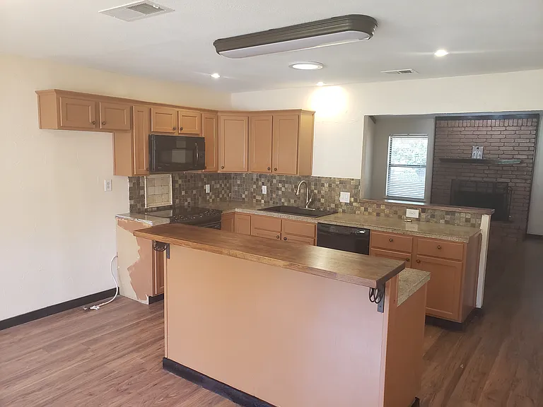 508 Tarragon Ln — Photo 15