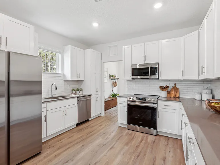 Hamlet at Wildlight - Homes and Townhomes for Rent — Photo 22