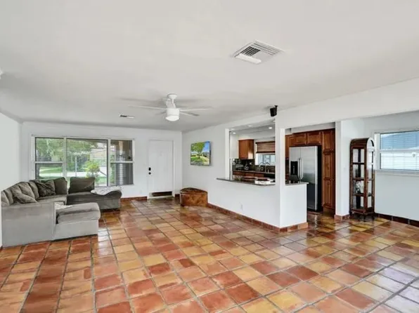 1320 SE 4th Avenue, Pompano Beach, FL 33060