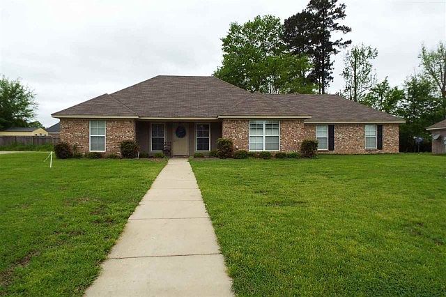 1st image of 115 Whispering Oaks Xing