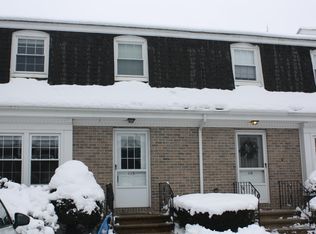 115 Fieldstone Dr, Londonderry, NH 03053