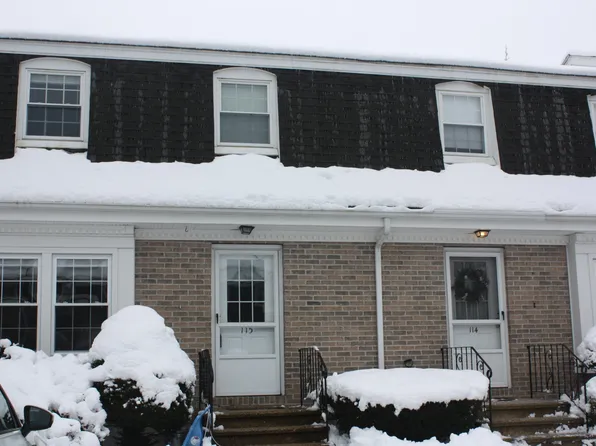 115 Fieldstone Drive, Londonderry, NH 03053