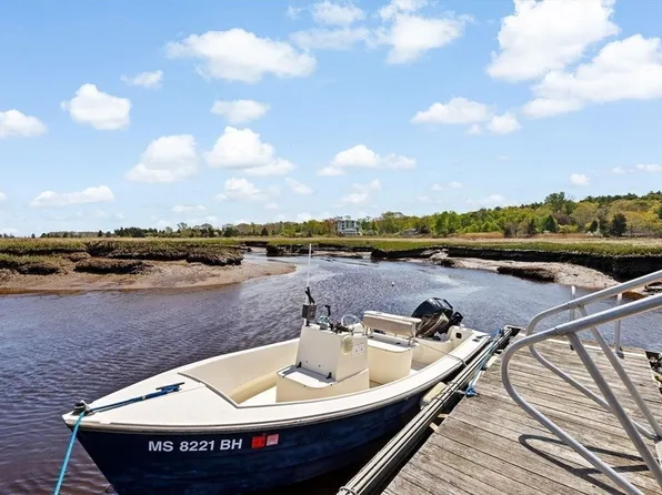 2 Cushing Lndg, Scituate, MA 02066