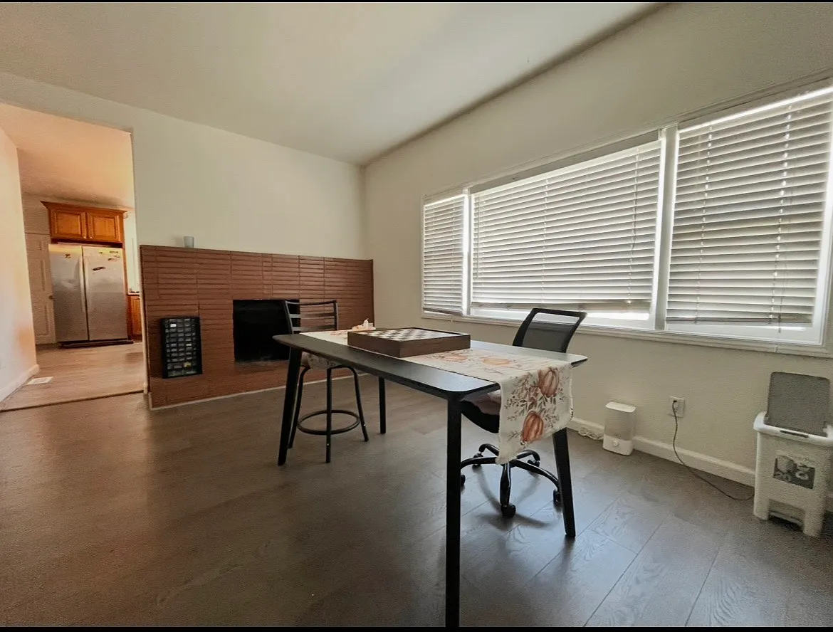 6 bed, 3.5 bath, $1,100 — Photo 3