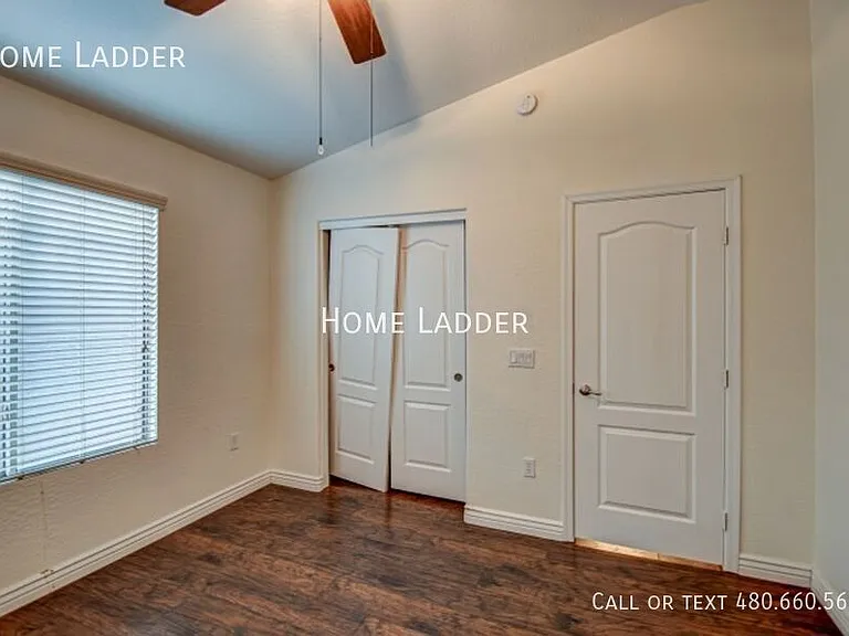2250 E Deer Valley Rd #26 — Photo 24