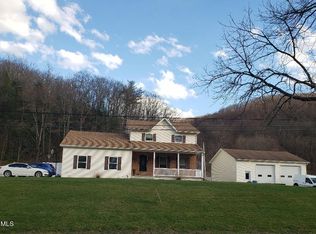 1021 Puzzletown Rd, Duncansville, PA 16635