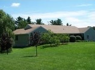 8 Longview Cir, Pelham, NH 03076