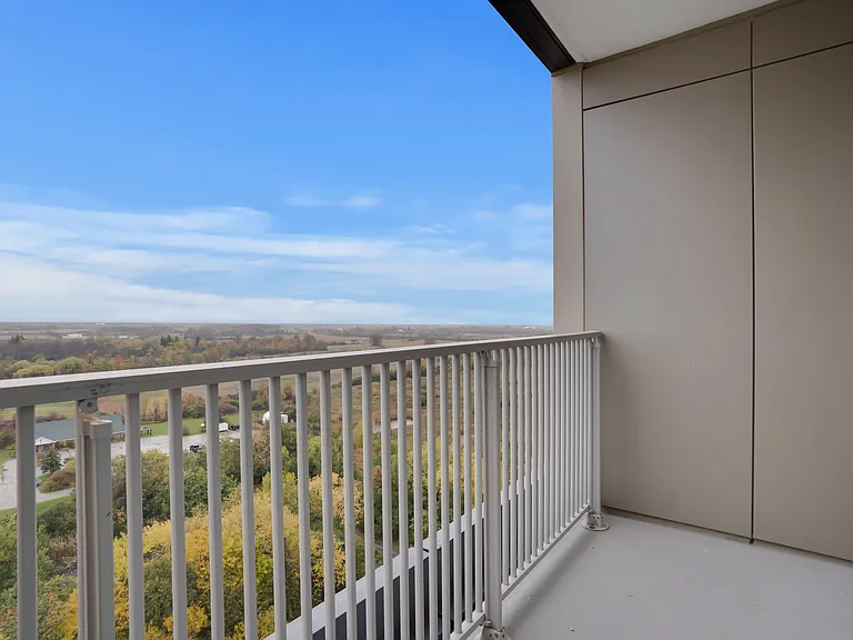 3240 William Coltson Ave — Photo 191