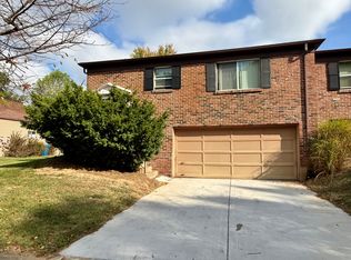 5171 Green Trace Ln, Saint Louis, MO 63128