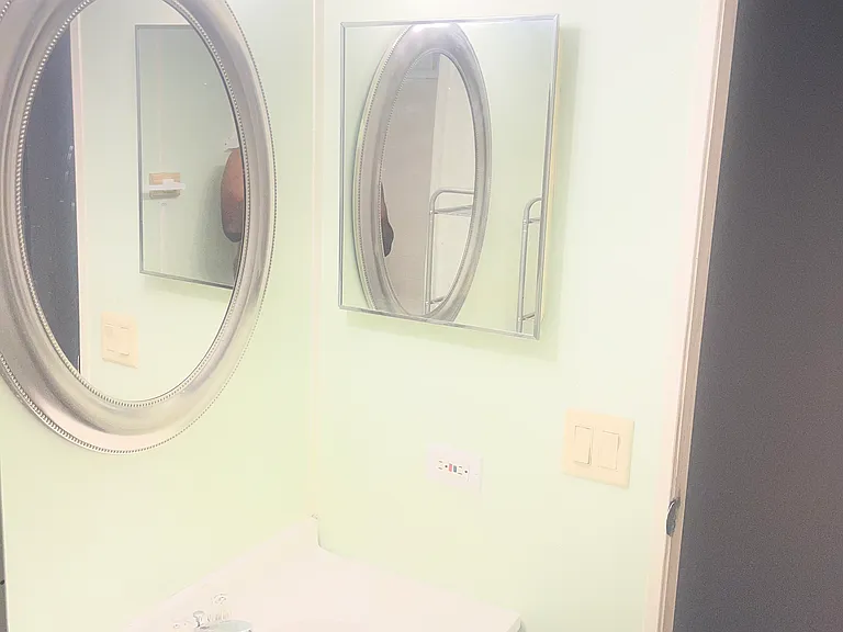 2748 E Belmont Ave — Photo 4