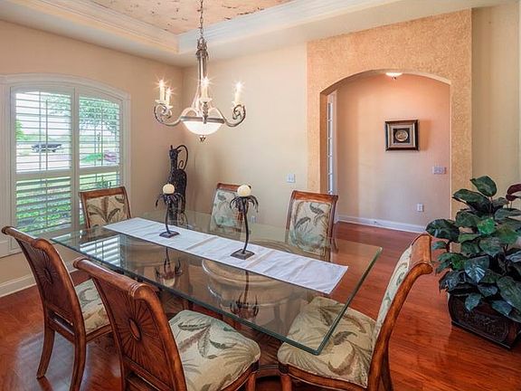 4th image of 1874 Woodpointe Dr