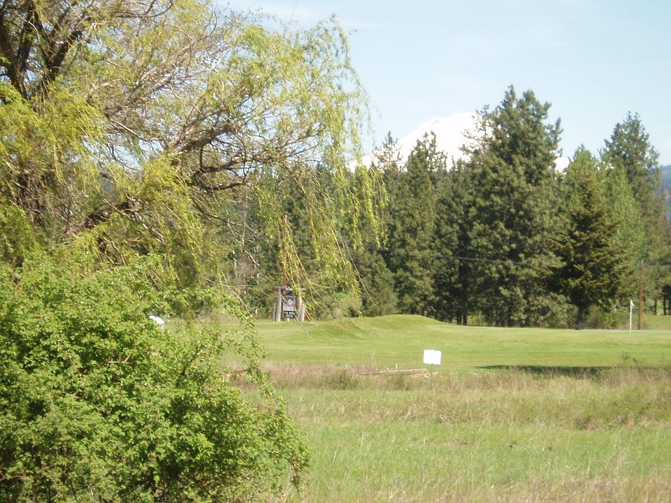 2nd image of 2 Fairway Rd