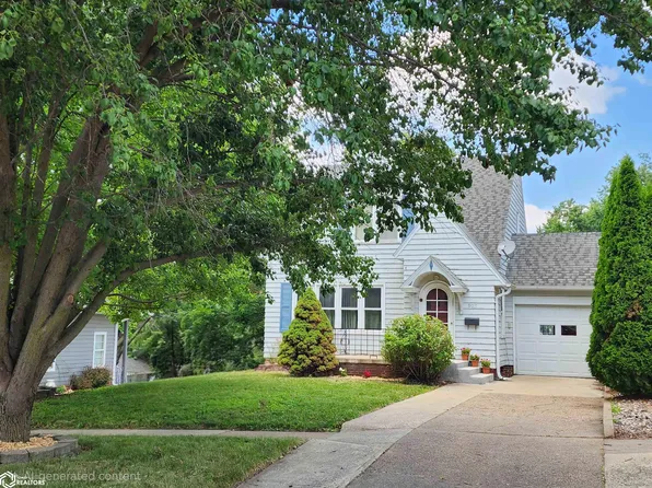 908 E 9th St, Atlantic, IA 50022