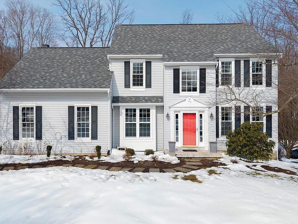 1st image of 5 Ashlea Dr