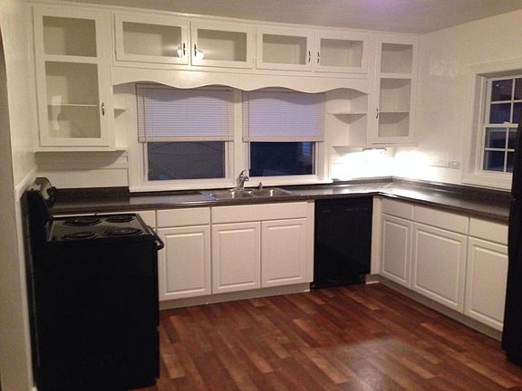 3rd image of 42 Haughton Ave