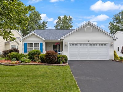 21 College Greene Dr, North Chili, NY, 14514