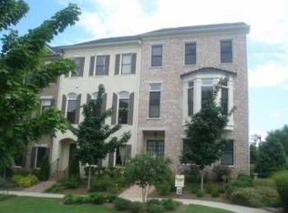 158 W Ridge Way, Roswell, GA 30076