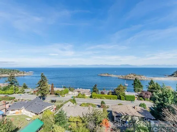 3865 Gulfview Dr, Nanaimo, BC V9T 6E2