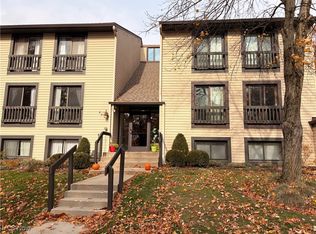 6340 Greenwood Pkwy APT 405, Northfield, OH 44067