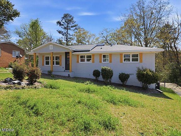 2nd image of 2371 Kensington Rd