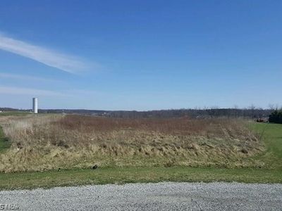 Dekalb Ln, Burbank, OH, 44214
