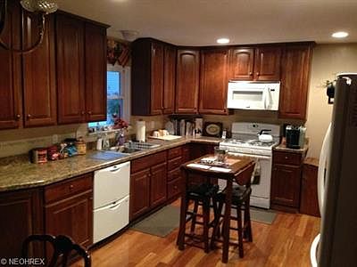 3rd image of 34044 Monica Dr