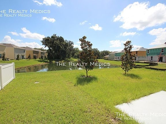 3rd image of 1007 Ashentree Dr