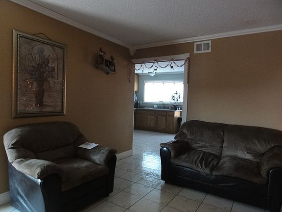 3rd image of 1683 Crucero Dr