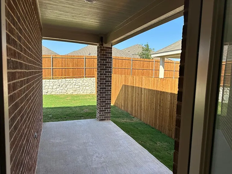 1842 White Ash Way — Photo 35