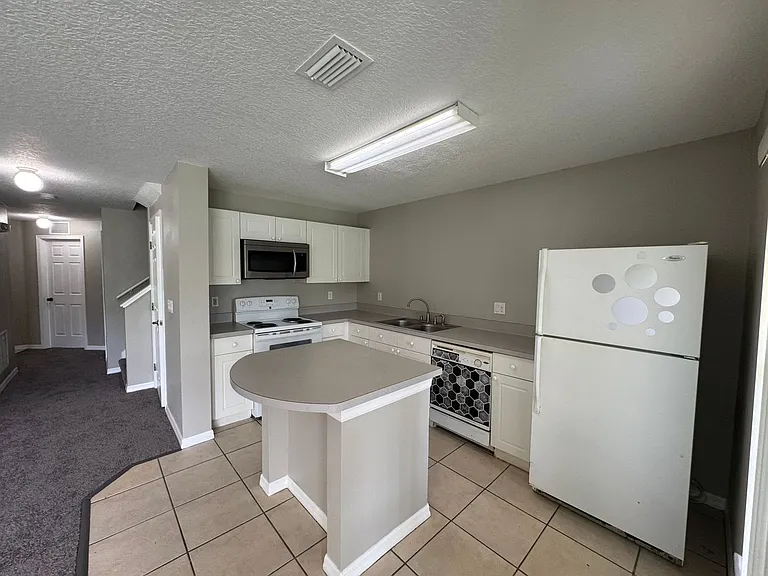 2793 Club Cortile Cir — Photo 9