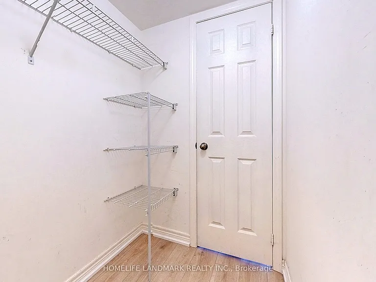 30 Grand Trunk Cres #901 — Photo 22