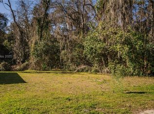 14 Calhoun St, Bluffton, SC 29910